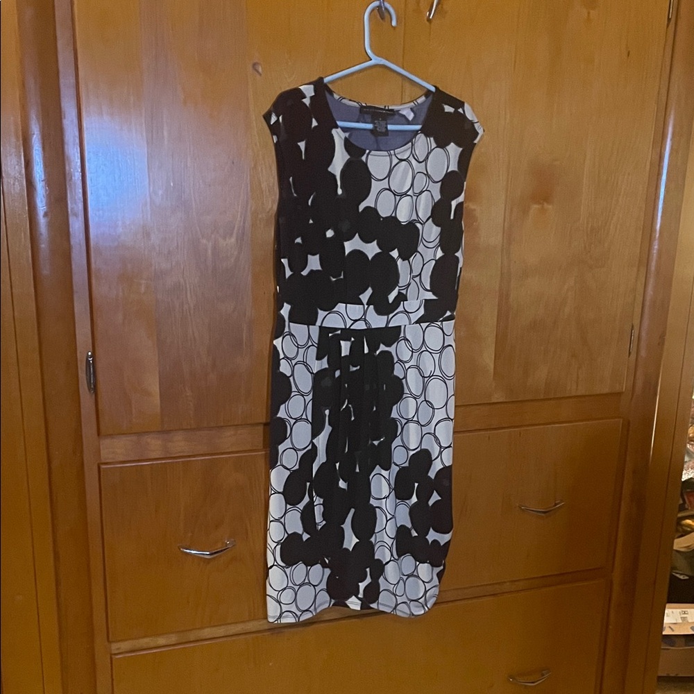 Grace Elements Black and White Midi Dress